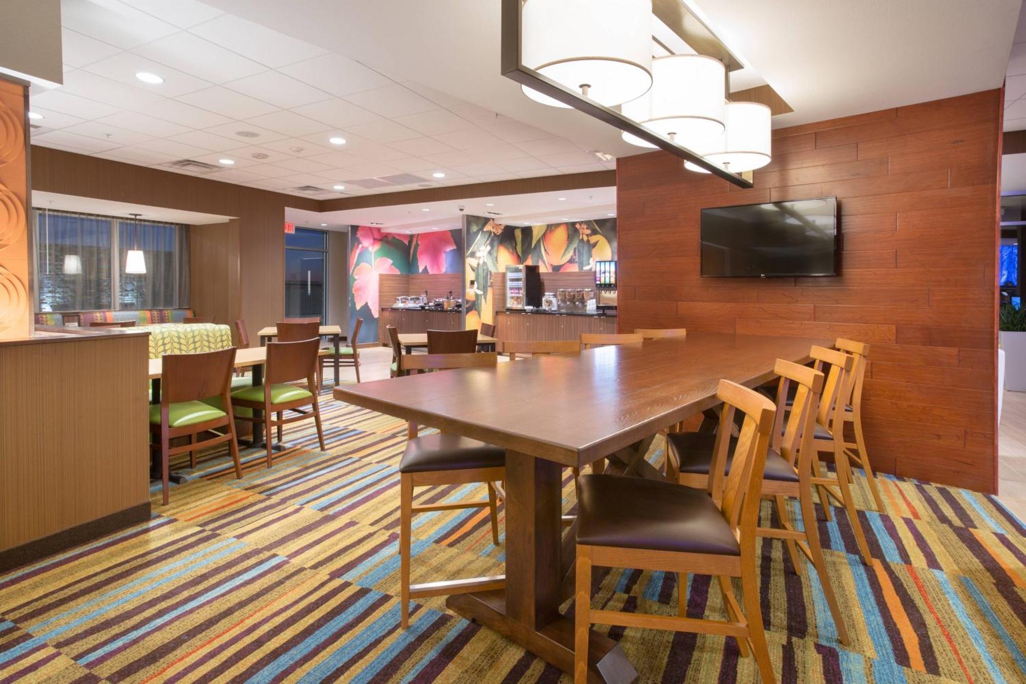 Fairfield Inn & Suites By Marriott Burlington Dış mekan fotoğraf