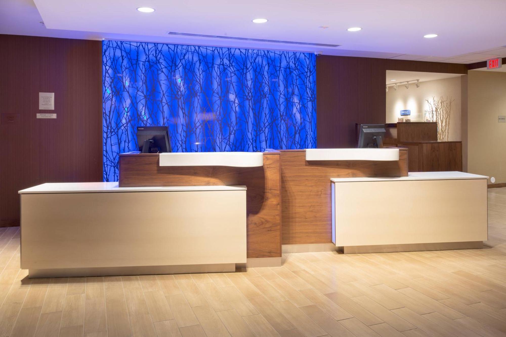 Fairfield Inn & Suites By Marriott Burlington Dış mekan fotoğraf