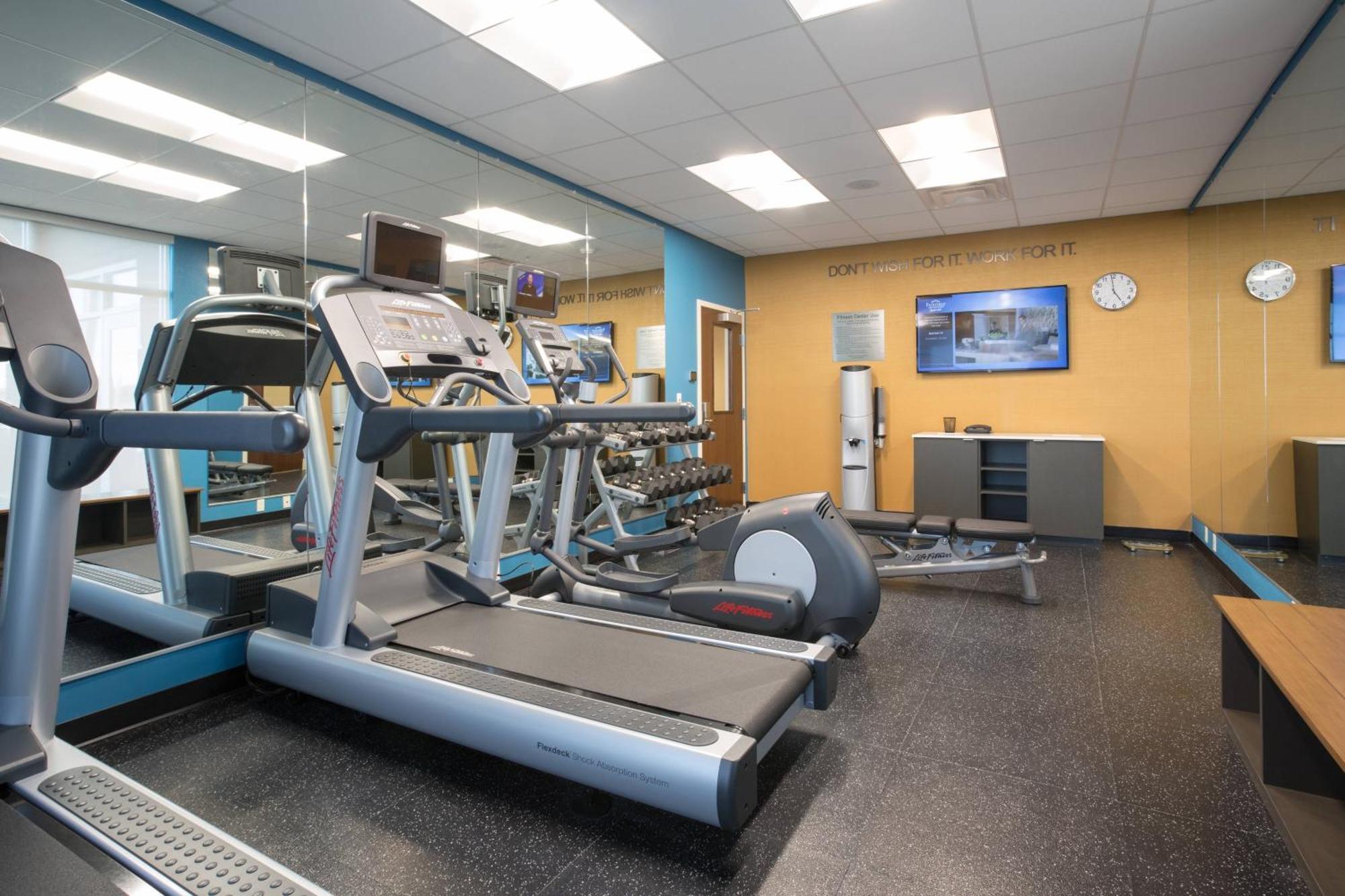 Fairfield Inn & Suites By Marriott Burlington Dış mekan fotoğraf